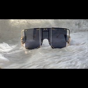 Wide Gold and Dark Grey/Black women sunglasses